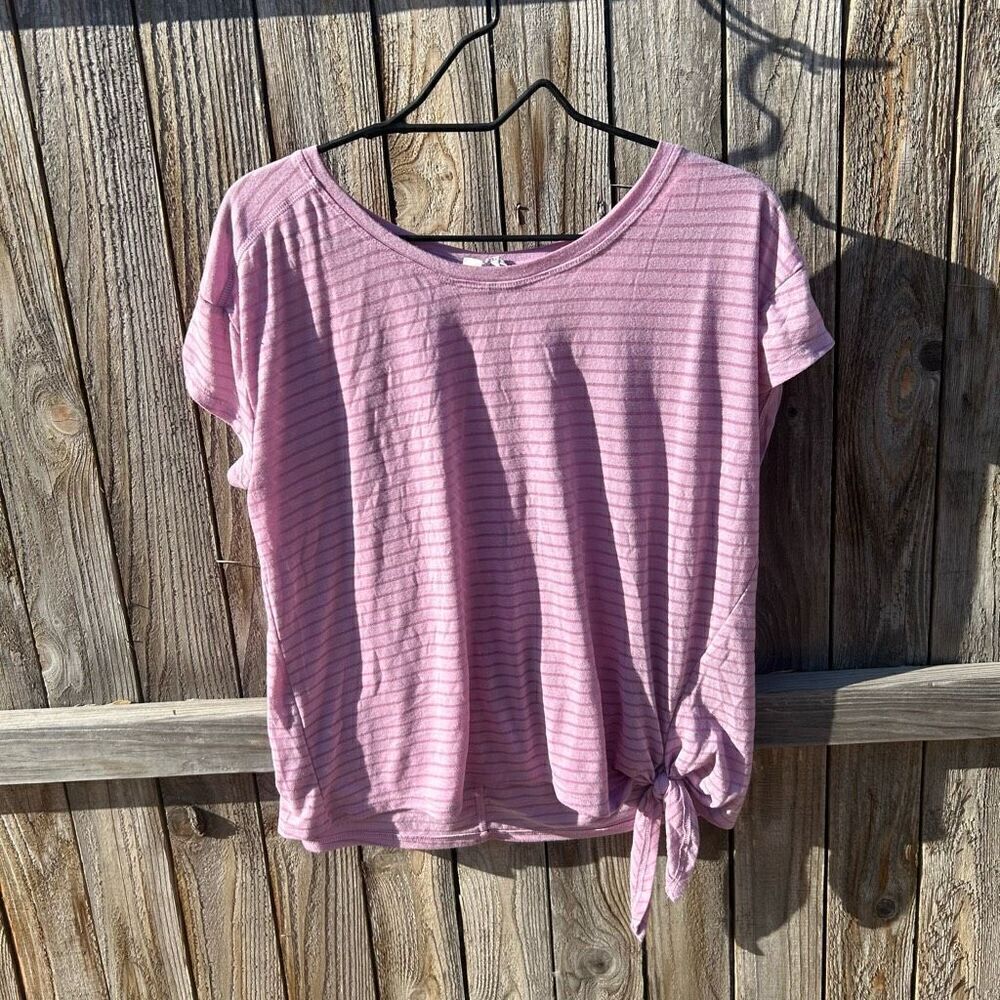 Champion athletic top tshirt striped size large